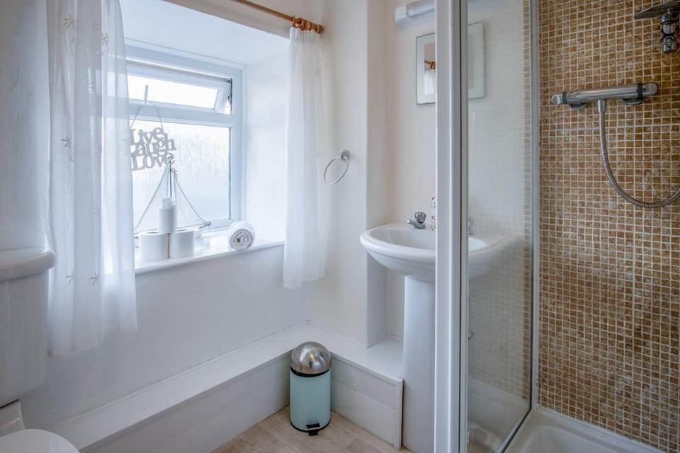 Bullcroft - 6 Bedroom House - Oxwich (7166)