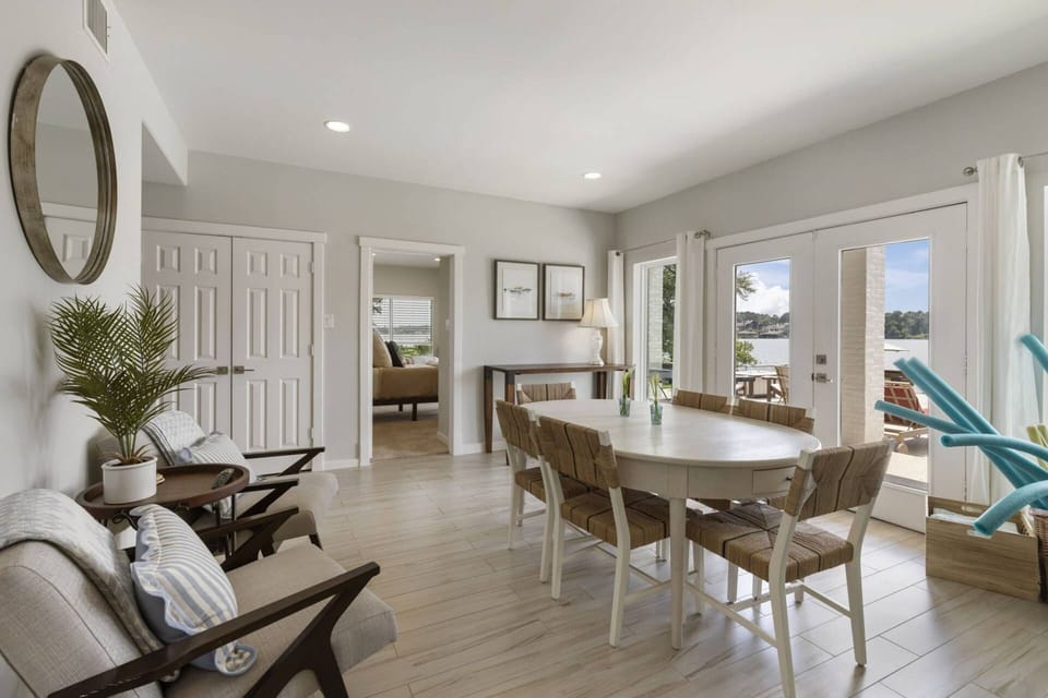 Pool & Lake Level Access