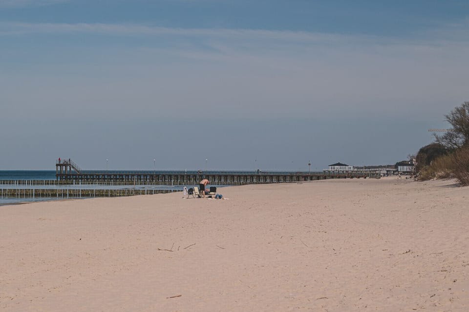 Spacious beach in Ustronie Morskie – less crowded, more room to relax with kids.