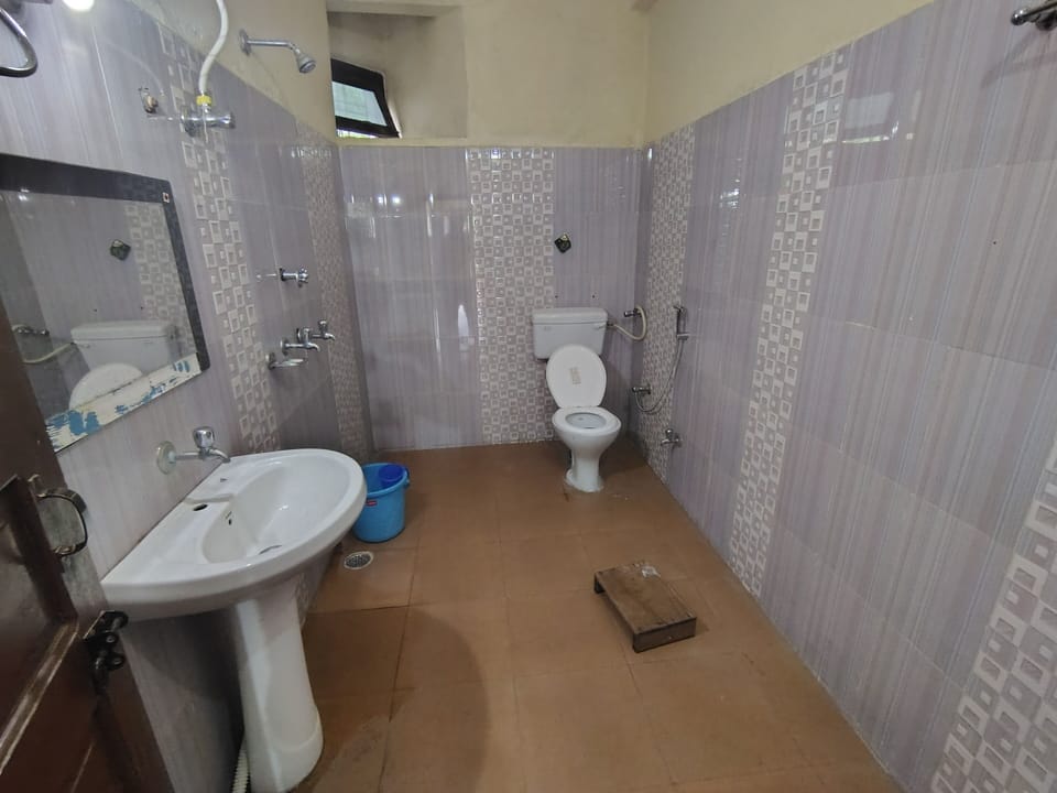 Quadruple Room | Bathroom | Towels