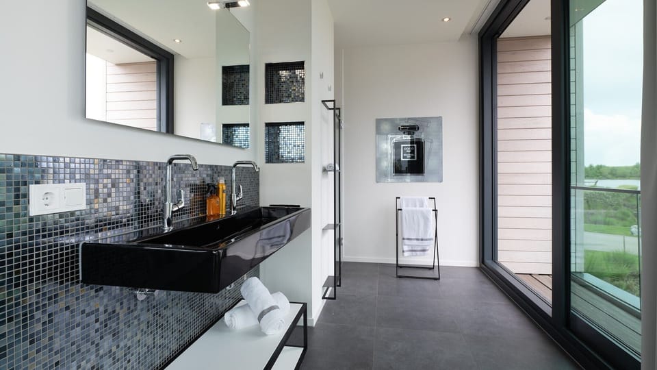 Villa (Watervilla 8) | Bathroom