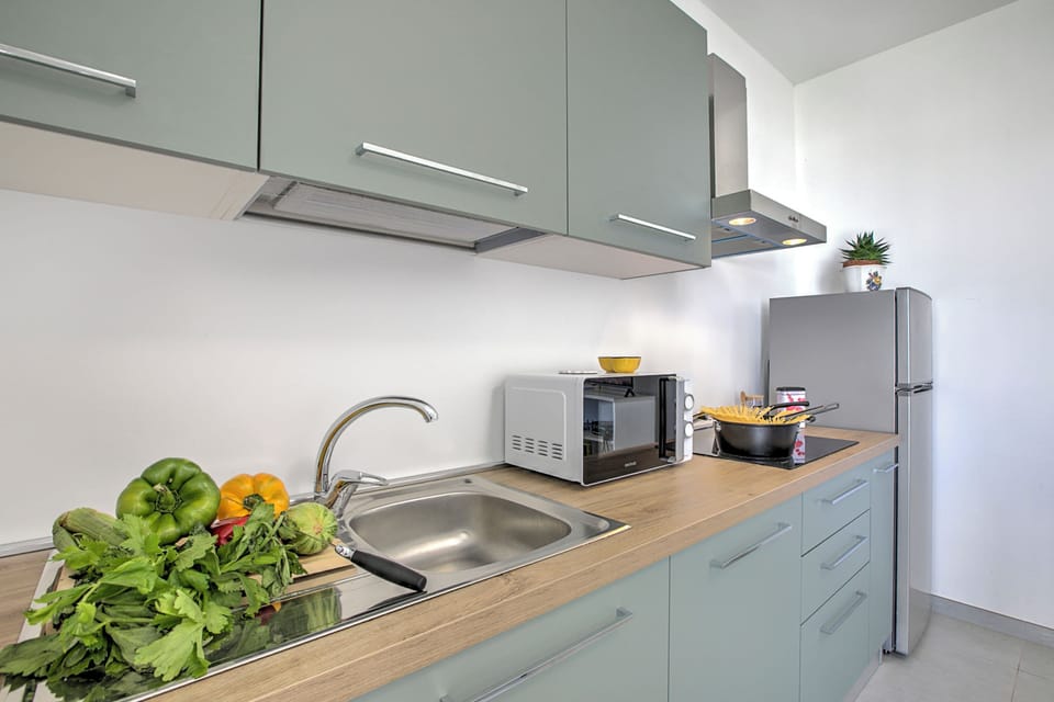 Family Apartment, 2 Bedrooms, Balcony (Boutique Apartament Pool&Padel) | Private kitchen