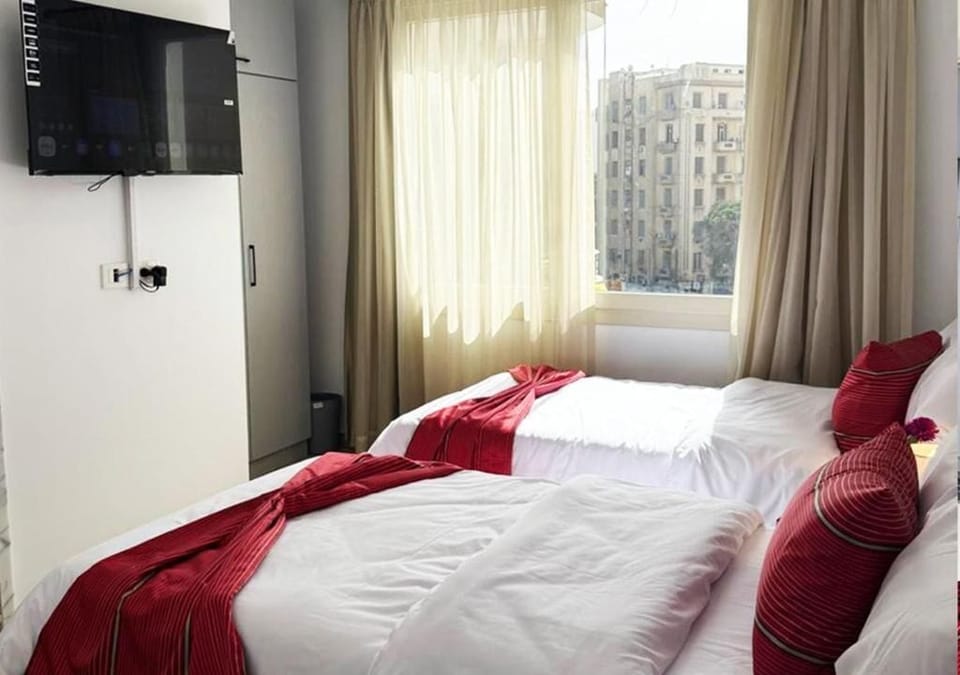 Deluxe Double or Twin Room, City View | Tempur-Pedic beds, soundproofing, free WiFi, bed sheets