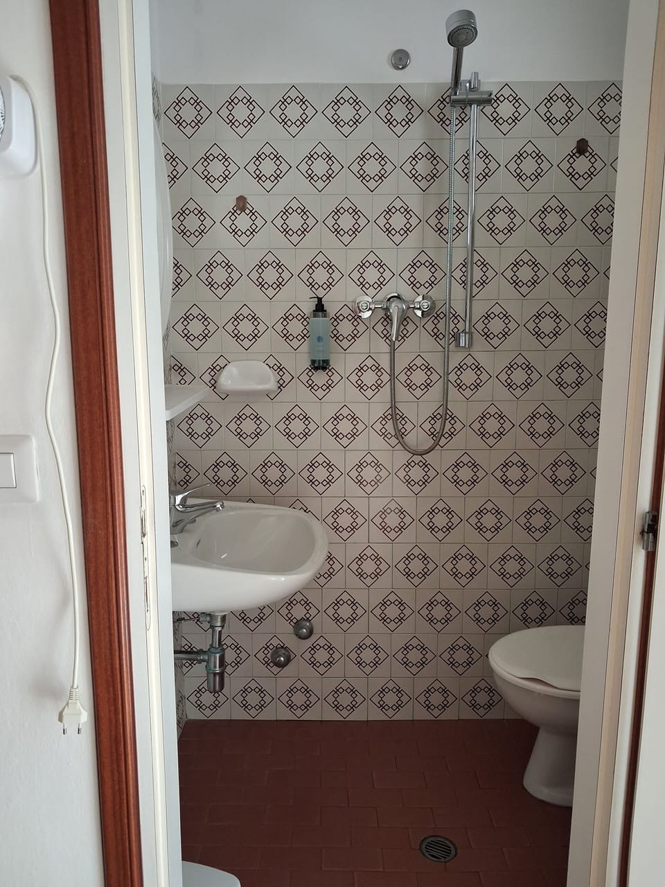 Double or Twin Room, Balcony | Bathroom | Shower, rainfall showerhead, hair dryer, towels