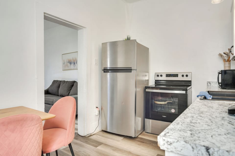 Apartment (0 Bedroom) | Interior