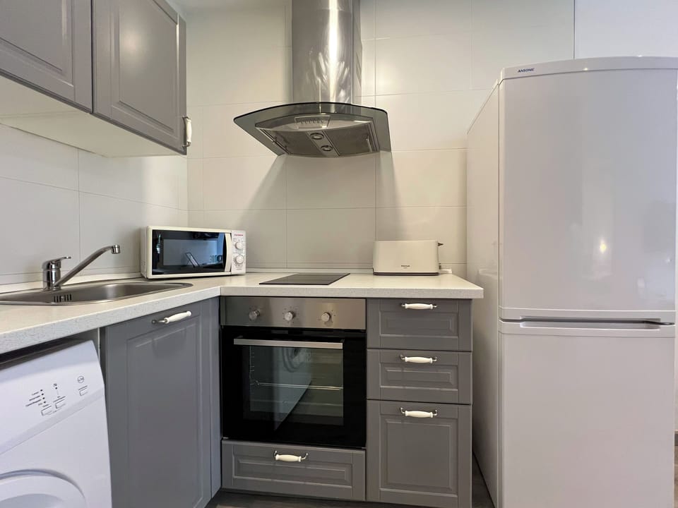 Apartment, 1 Bedroom | Private kitchen | Coffee/tea maker, electric kettle