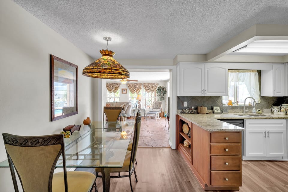 House, 3 Bedrooms | Dining