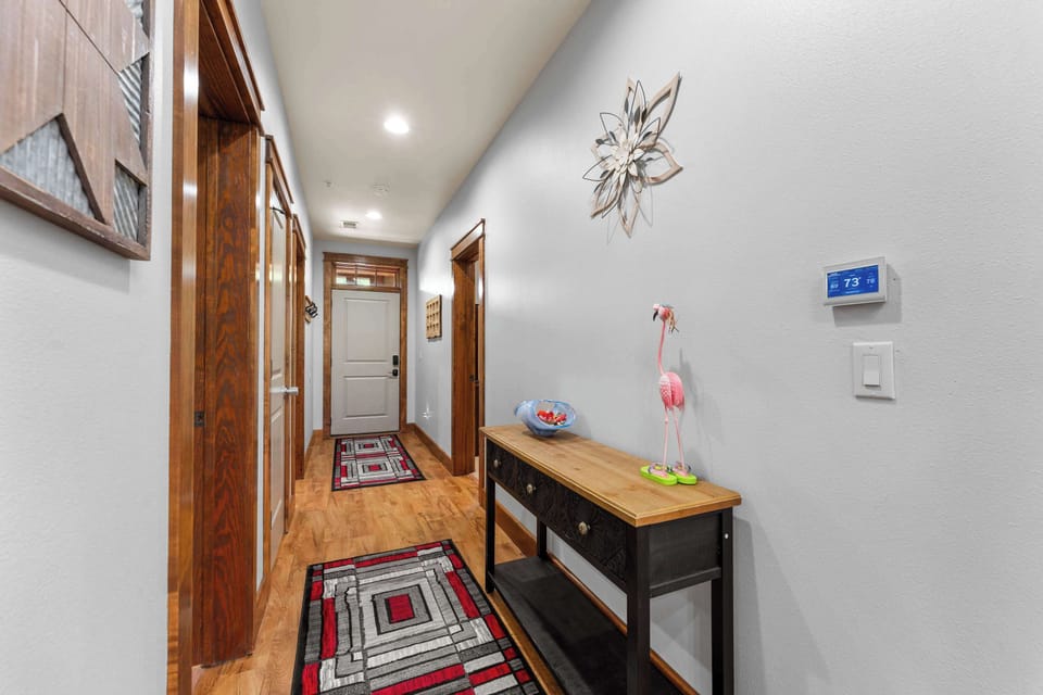 Welcome to Penthouse Eagle View!