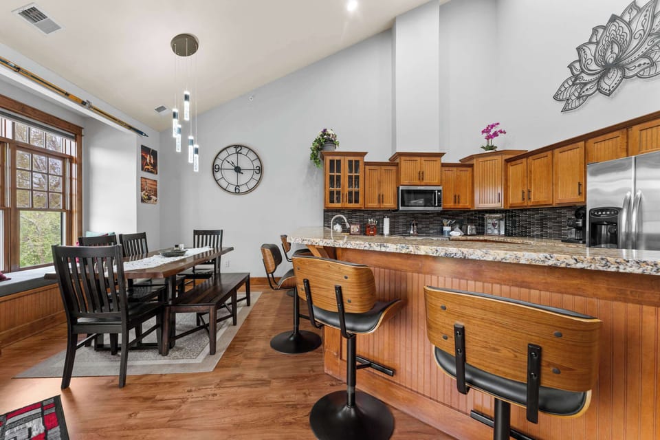 Make mealtime memories together at the dining table, seating 6