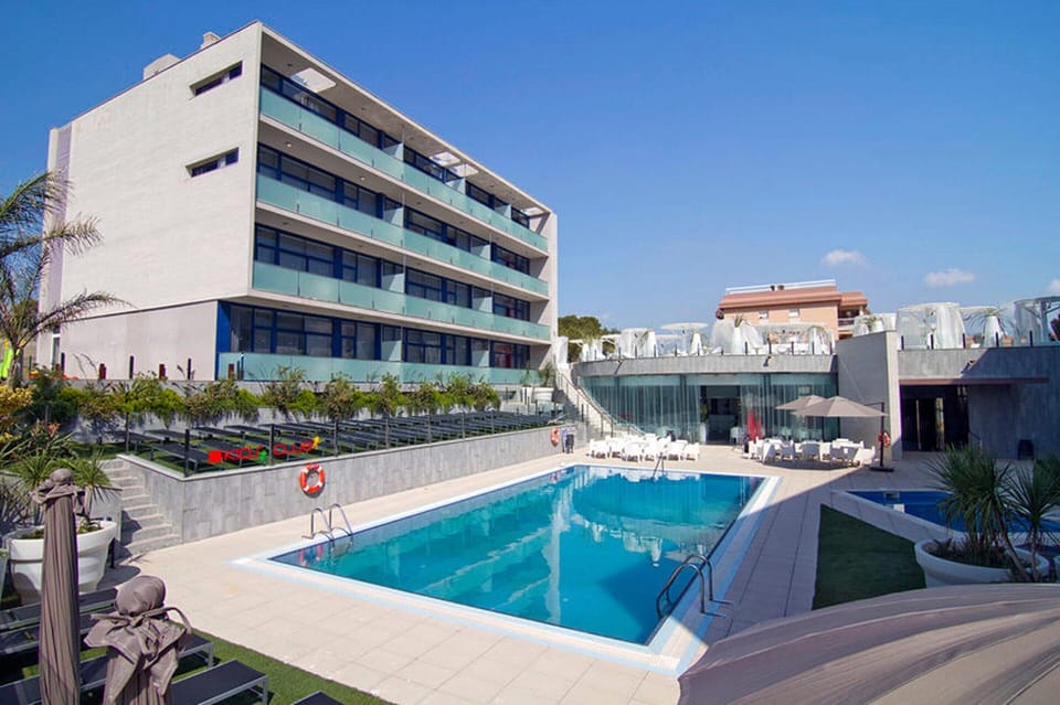 House | Pool | Outdoor pool