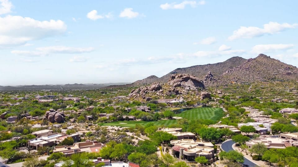 Tucked in the heart of the desert with stunning mountain and golf course views. 