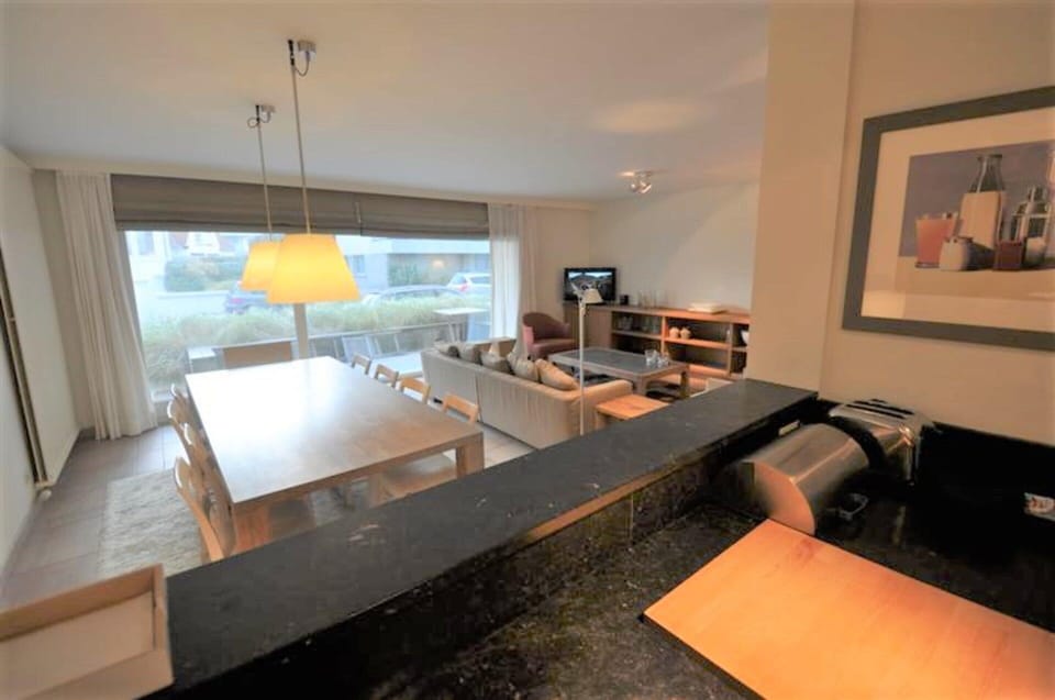 Apartment | Dining