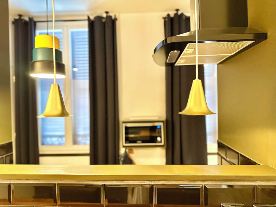 Studio Lia | In-room safe, desk, soundproofing, iron/ironing board (on request)