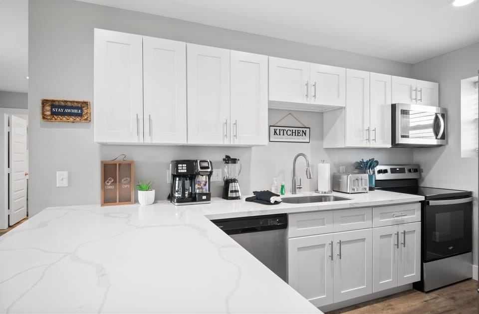 Modern Kitchen w/ Stainless Appliances