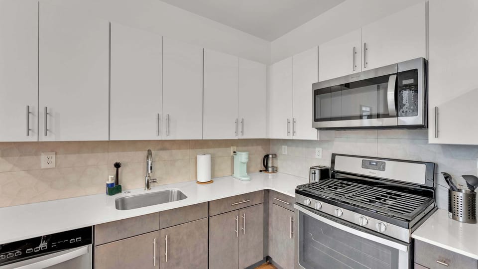 Full Kitchen