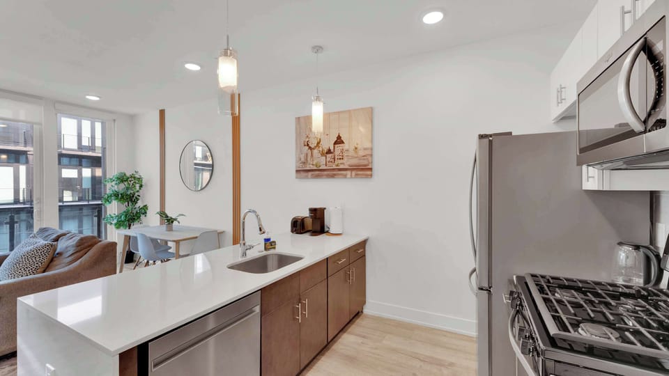 Full Kitchen