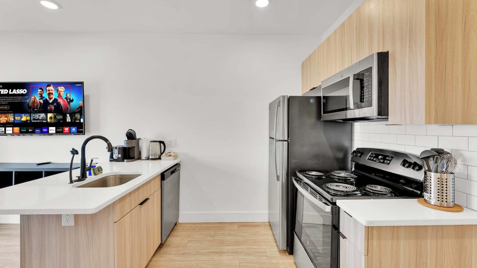 Full Kitchen