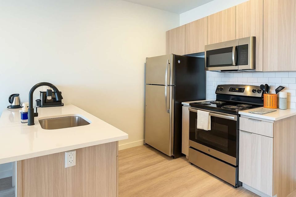 Full Kitchen