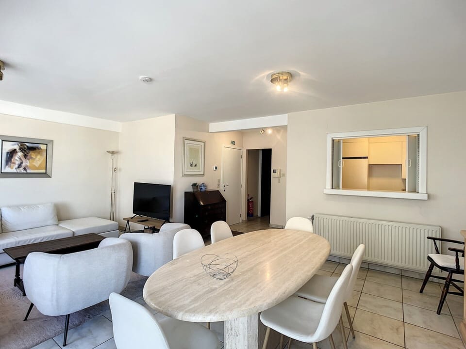 Apartment | Living room