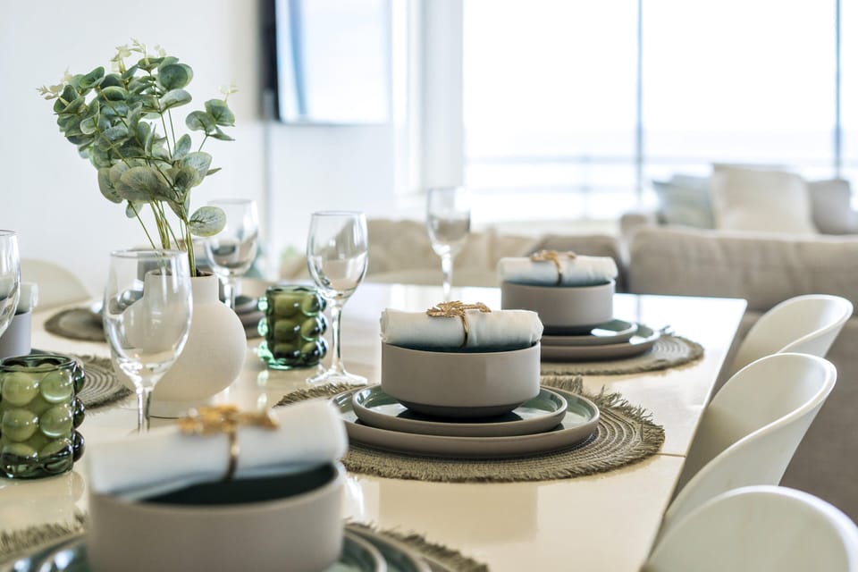 The elegant table set up