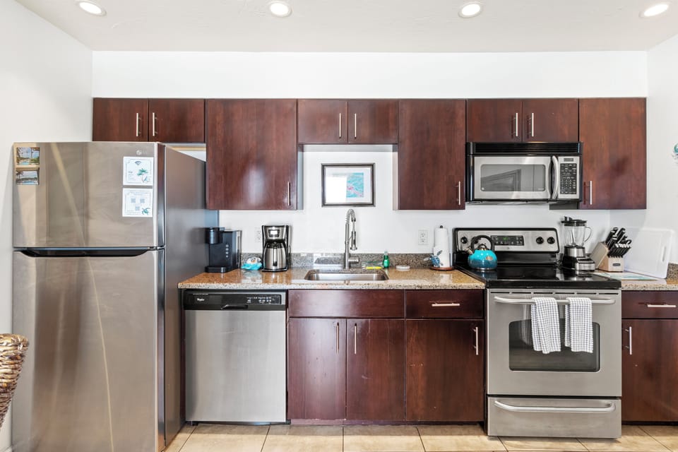 A full kitchen, including dishwasher!