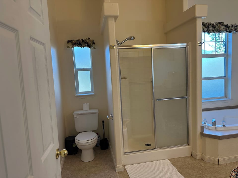 Bathroom1