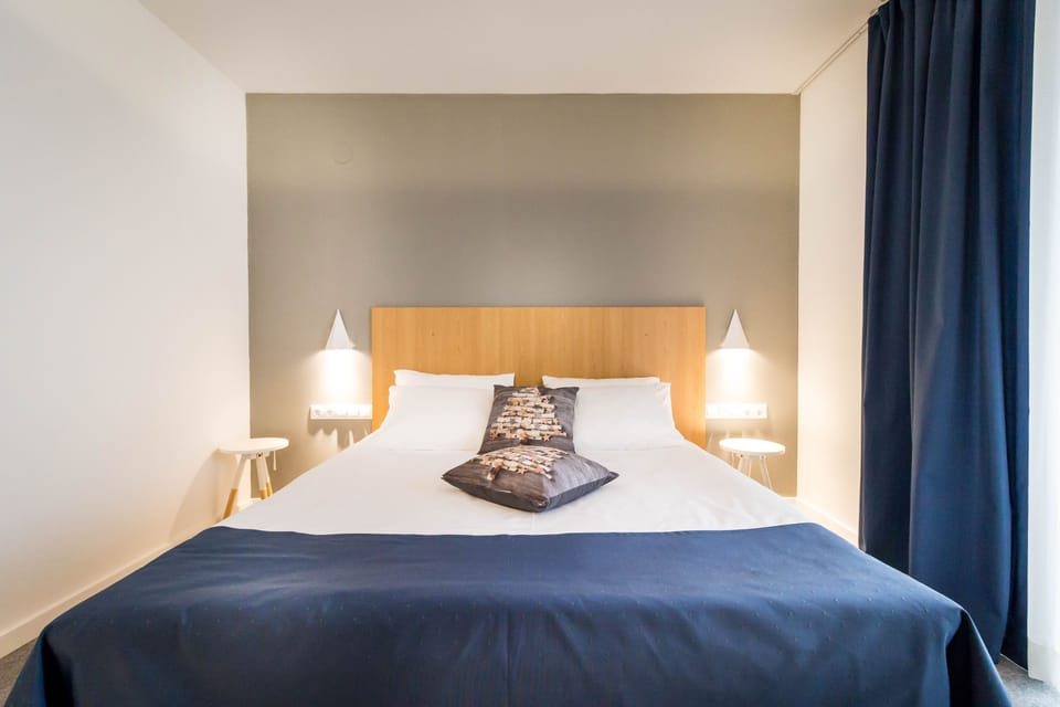Deluxe Double Room | In-room safe, desk, free cribs/infant beds, free WiFi