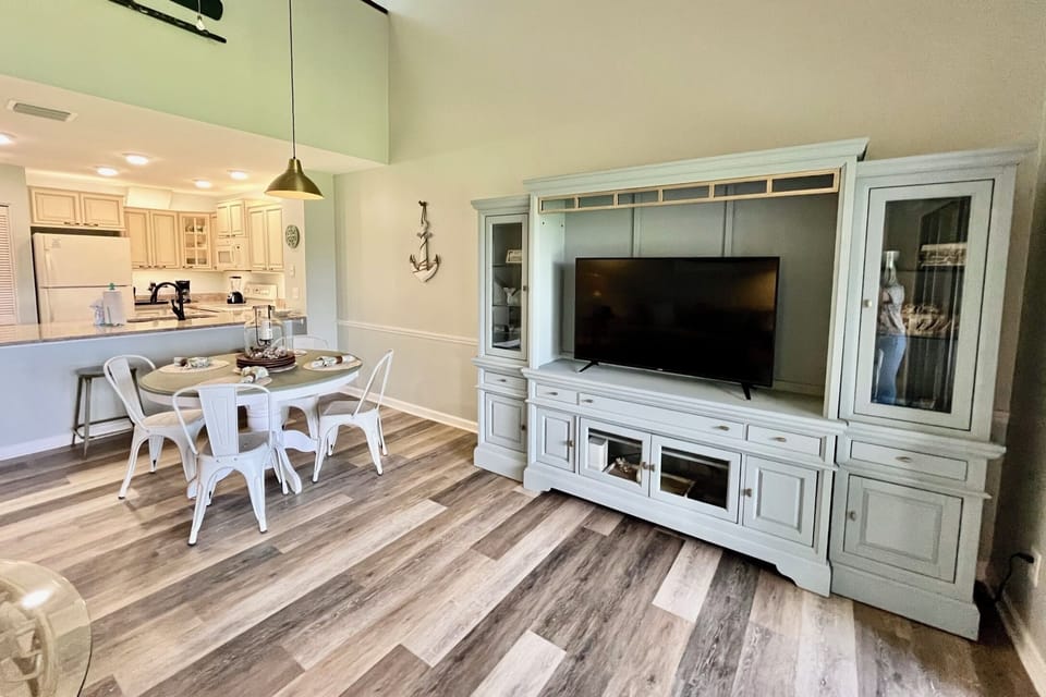 Living / Dining area