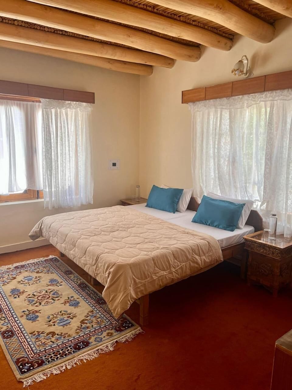 Executive Room | WiFi (free), bed sheets