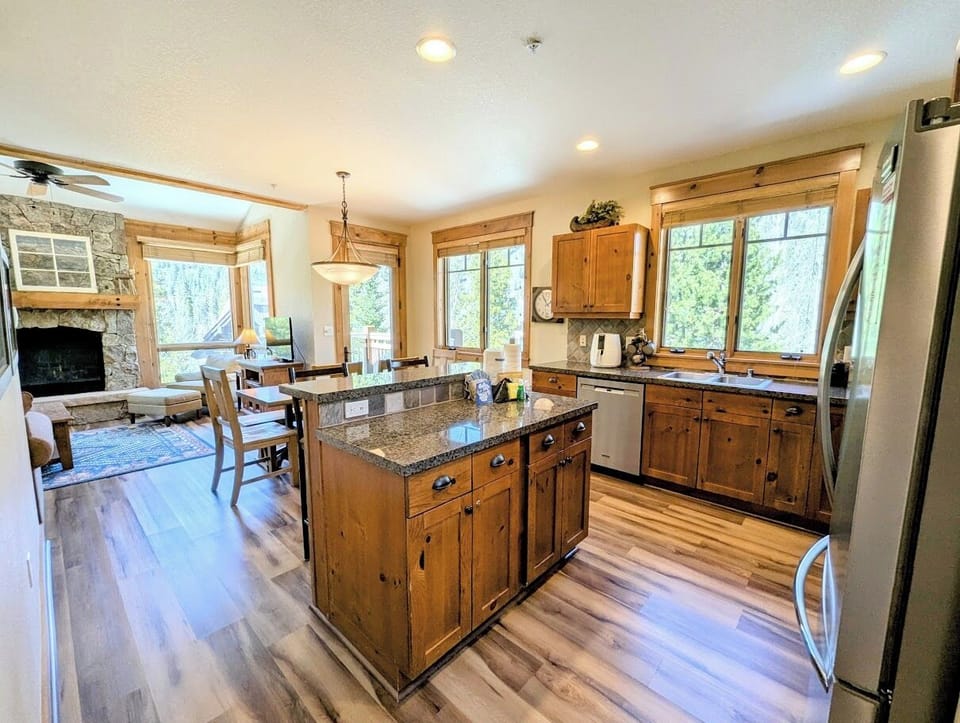 Open kitchen layout