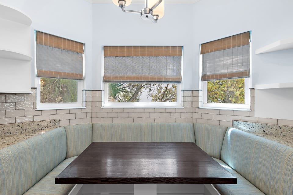 Breakfast nook