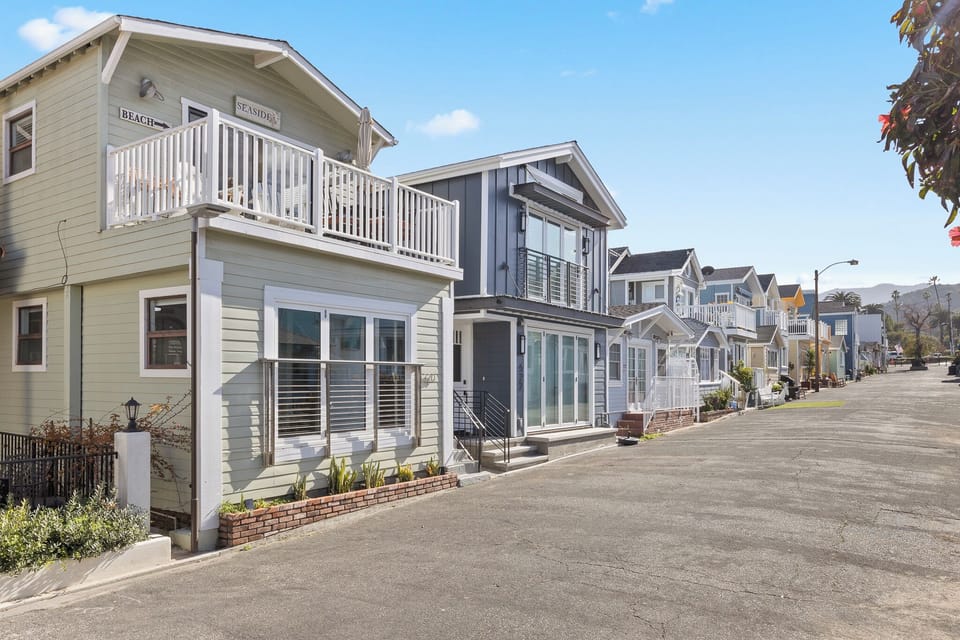 320E - Sunny Views at 320 Eucalyptus