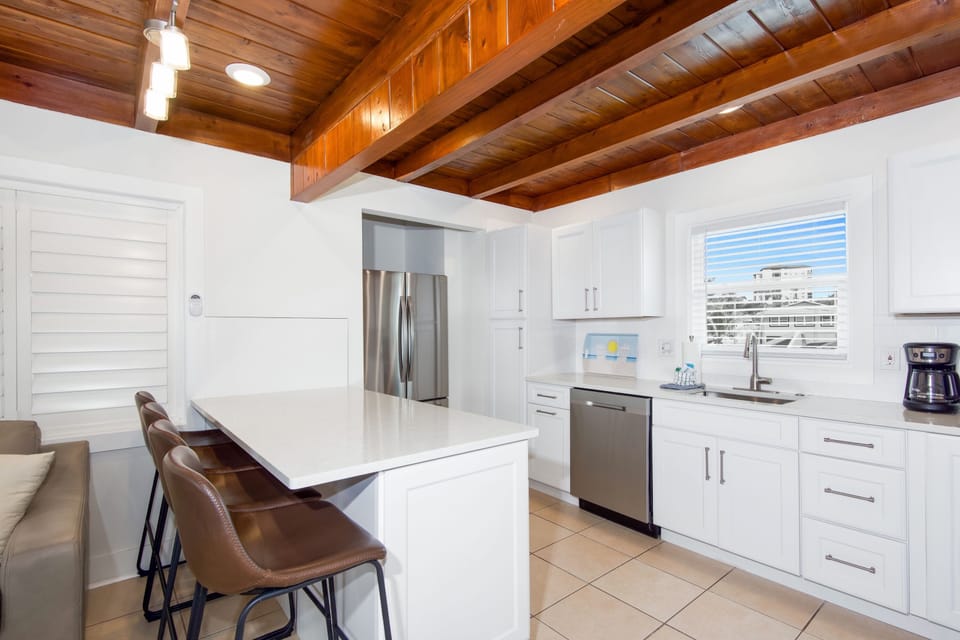 Open kitchen/island