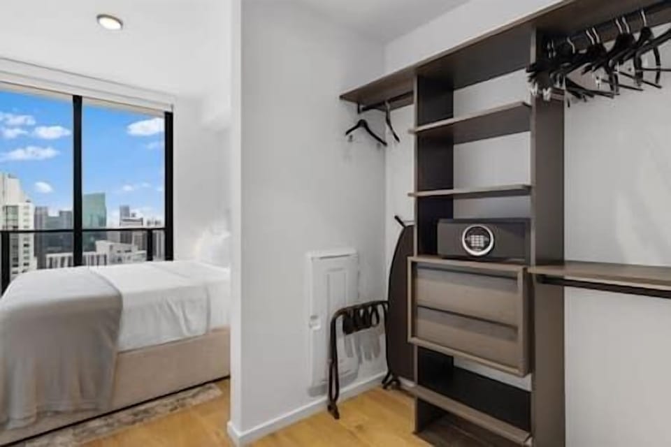 Bedroom (7)
