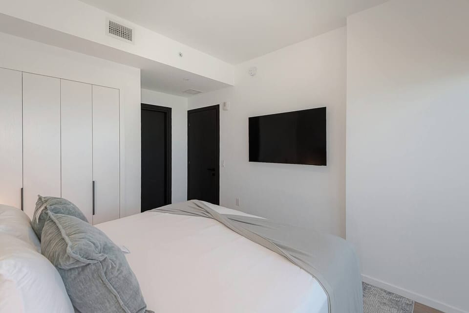 Bedroom (2)
