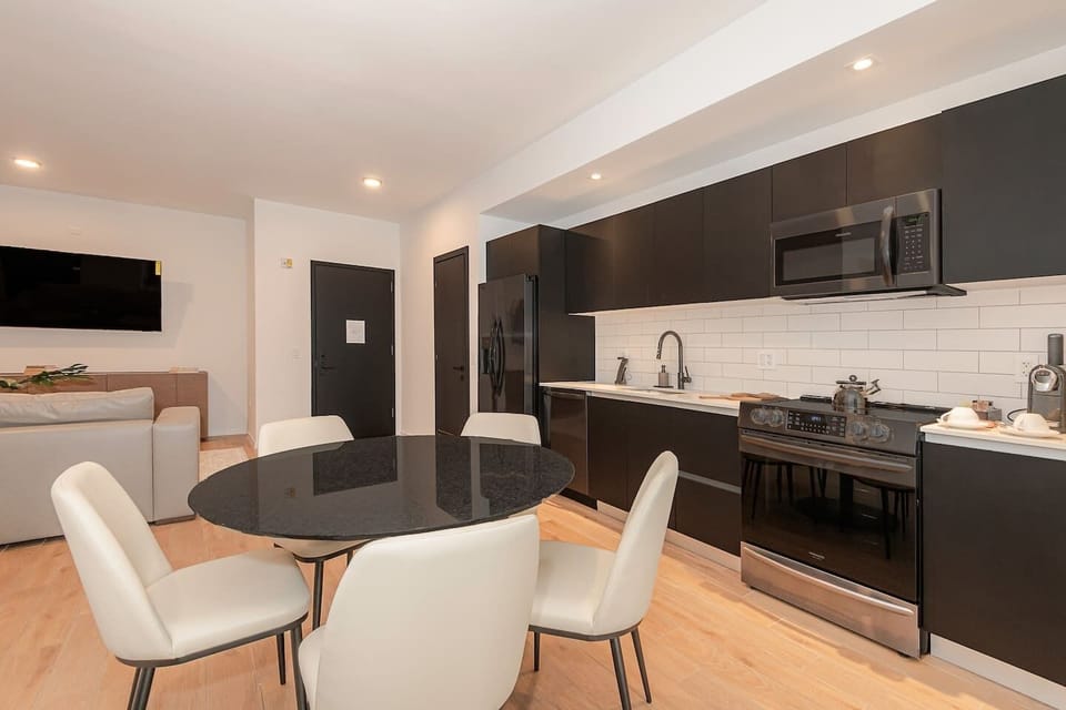 Dining Room (3)