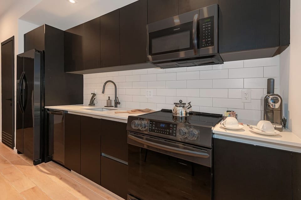 Kitchen (2)