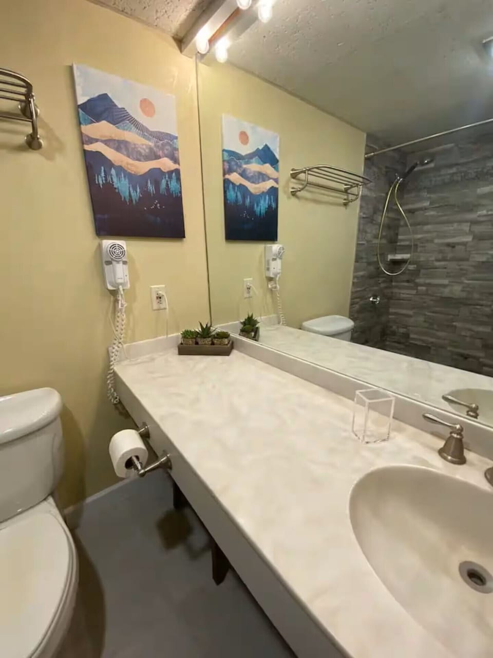 Bathroom (1)