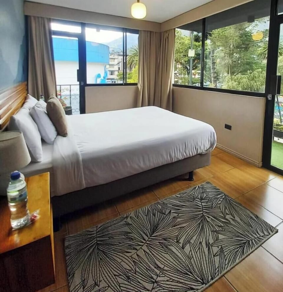 Double Room, City View | Egyptian cotton sheets, premium bedding, down comforters, WiFi (free)