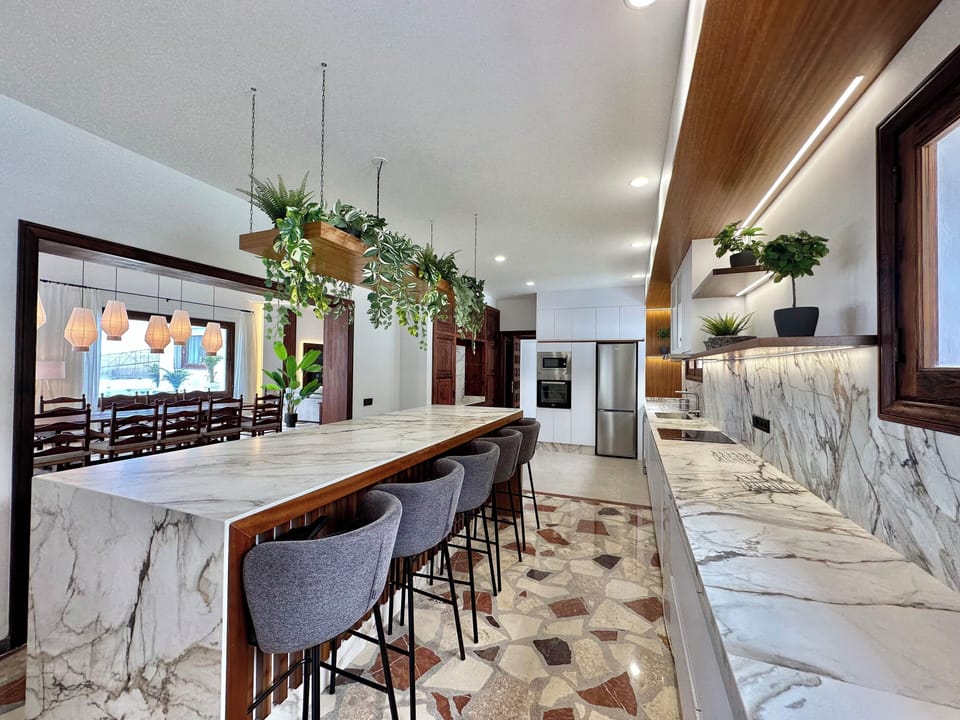 Deluxe Villa, 5 Bedrooms, Patio, Garden View | Private kitchen | Electric kettle, highchair