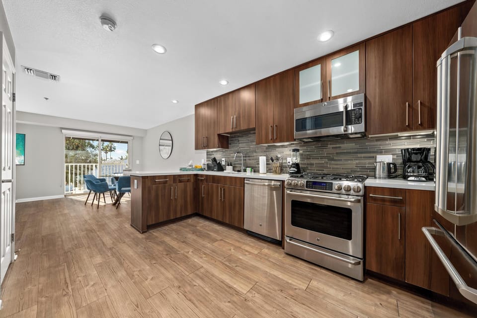 Fully equipped kitchen for your culinary adventures.