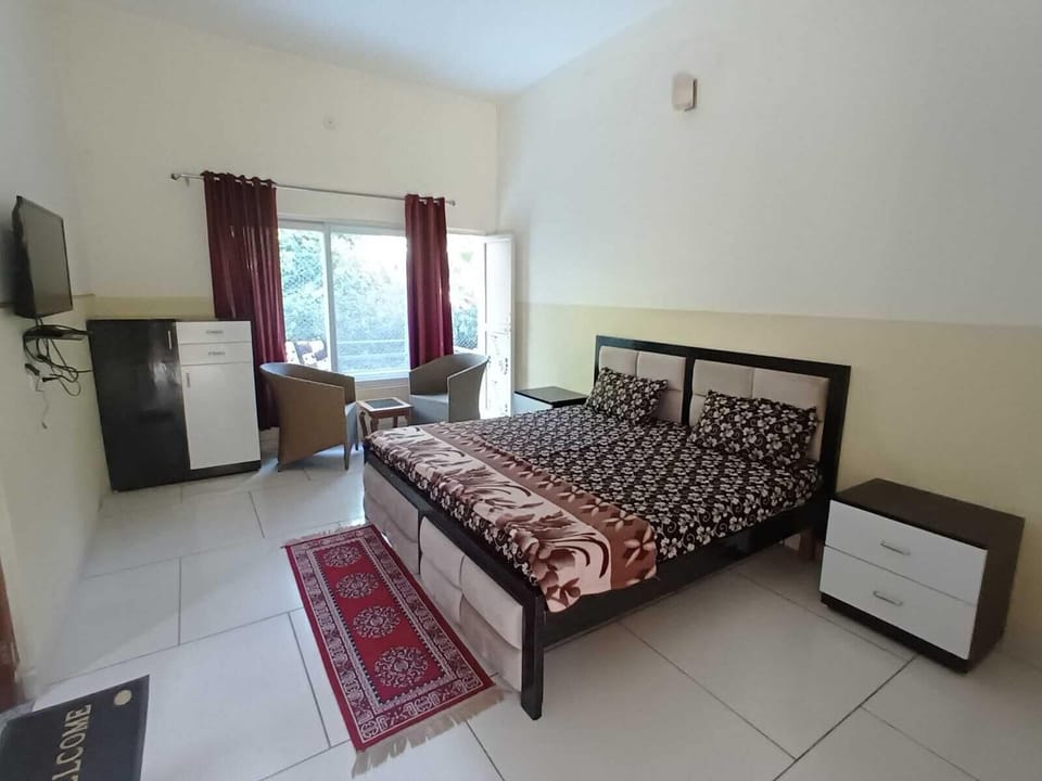Standard Single Room | Free WiFi