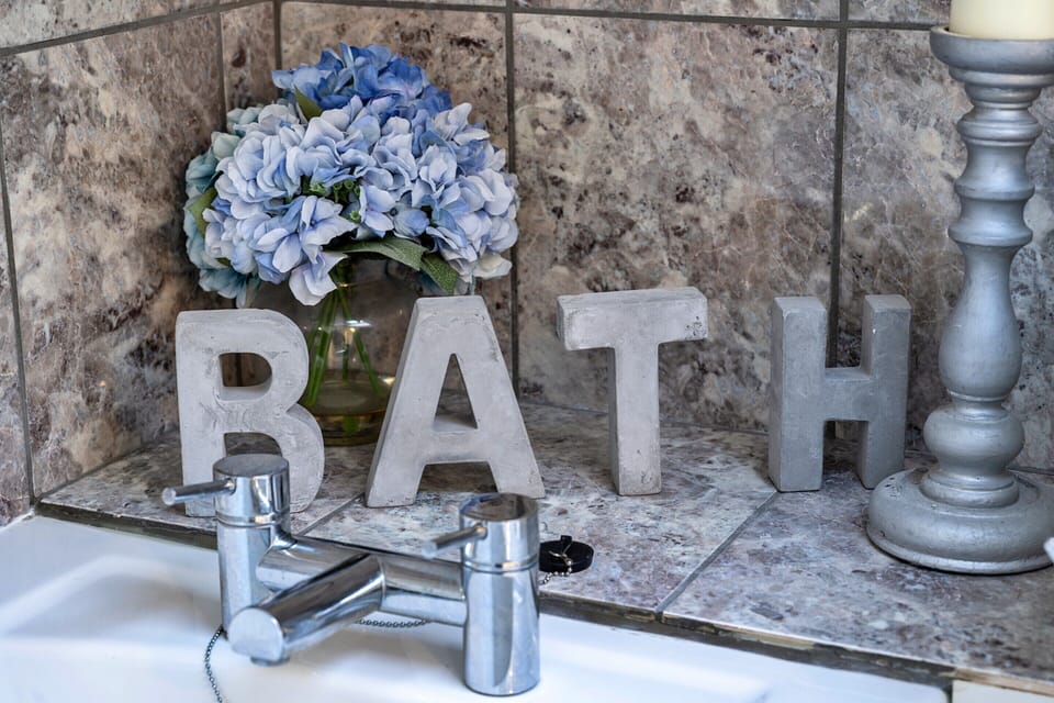 Cottage | Bathroom | Hair dryer