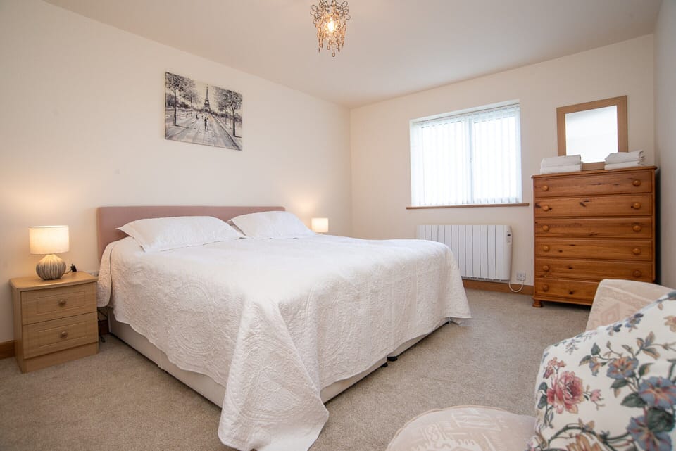 Cottage With Stunning sea Views, No Deposit Cottage in Llanasa
