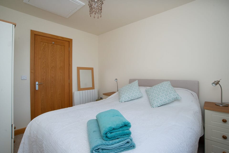 Cottage With Stunning sea Views, No Deposit Cottage in Llanasa