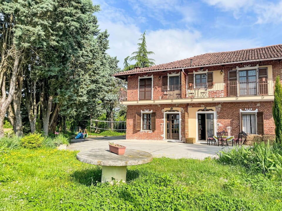 Home, Apartment, Balcony, Estate, Shade, Villa, Eco Hotel, Porch, Landscaping, Mansion