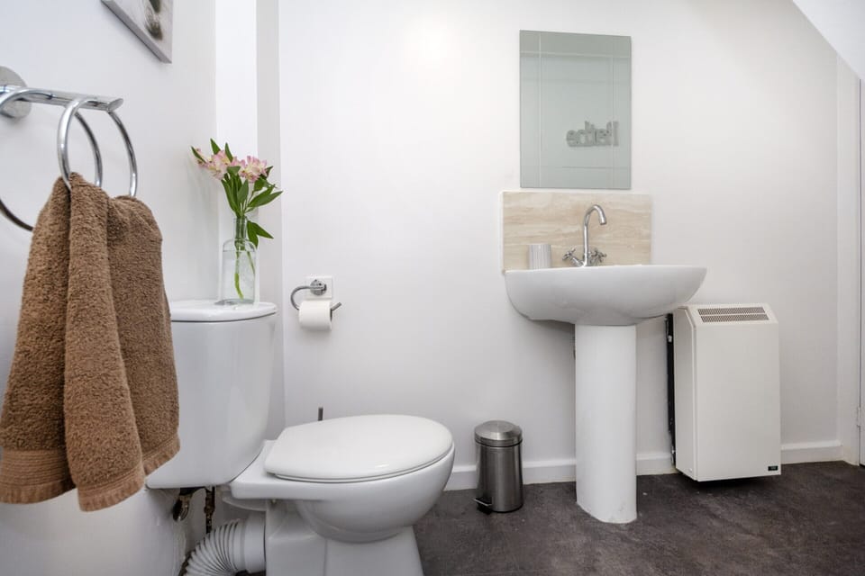 Delightful Seaside Retreat in Gardenstown, No Deposit Cottage in Scotland