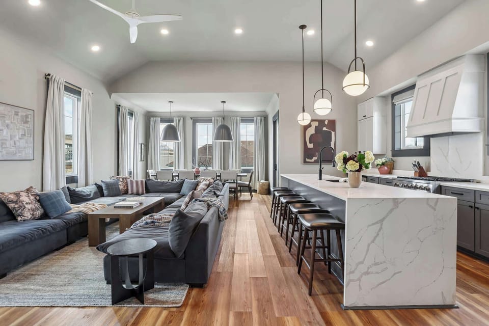 Unit 301 | Open Concept Living Room | XL Flat Screen TV | Third Floor
