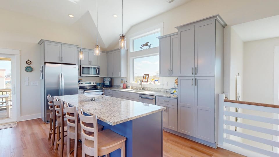 Nice island seating for the kitchen - Nice island seating for the kitchen at The Salty Dog vacation rental, Carova Beach NC