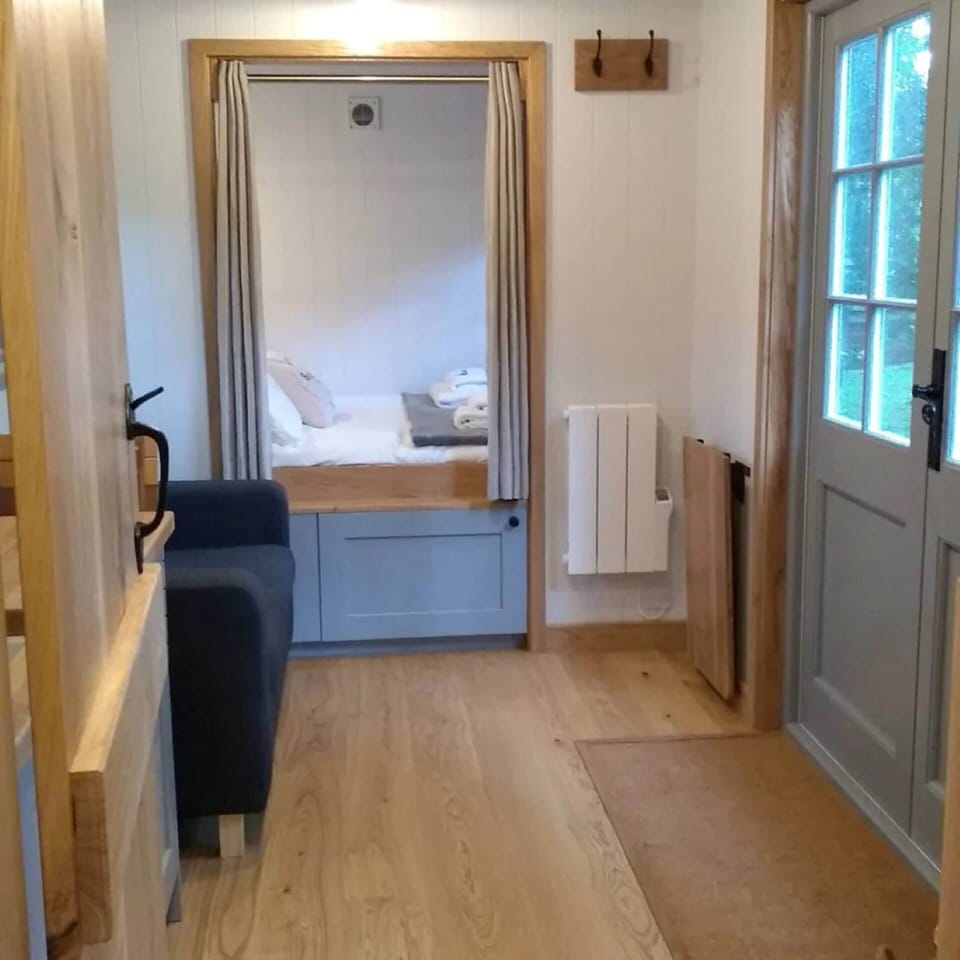 Shepherd's Hut in Sussex With Fire Pit & Wildlife Chalet in Horsham District